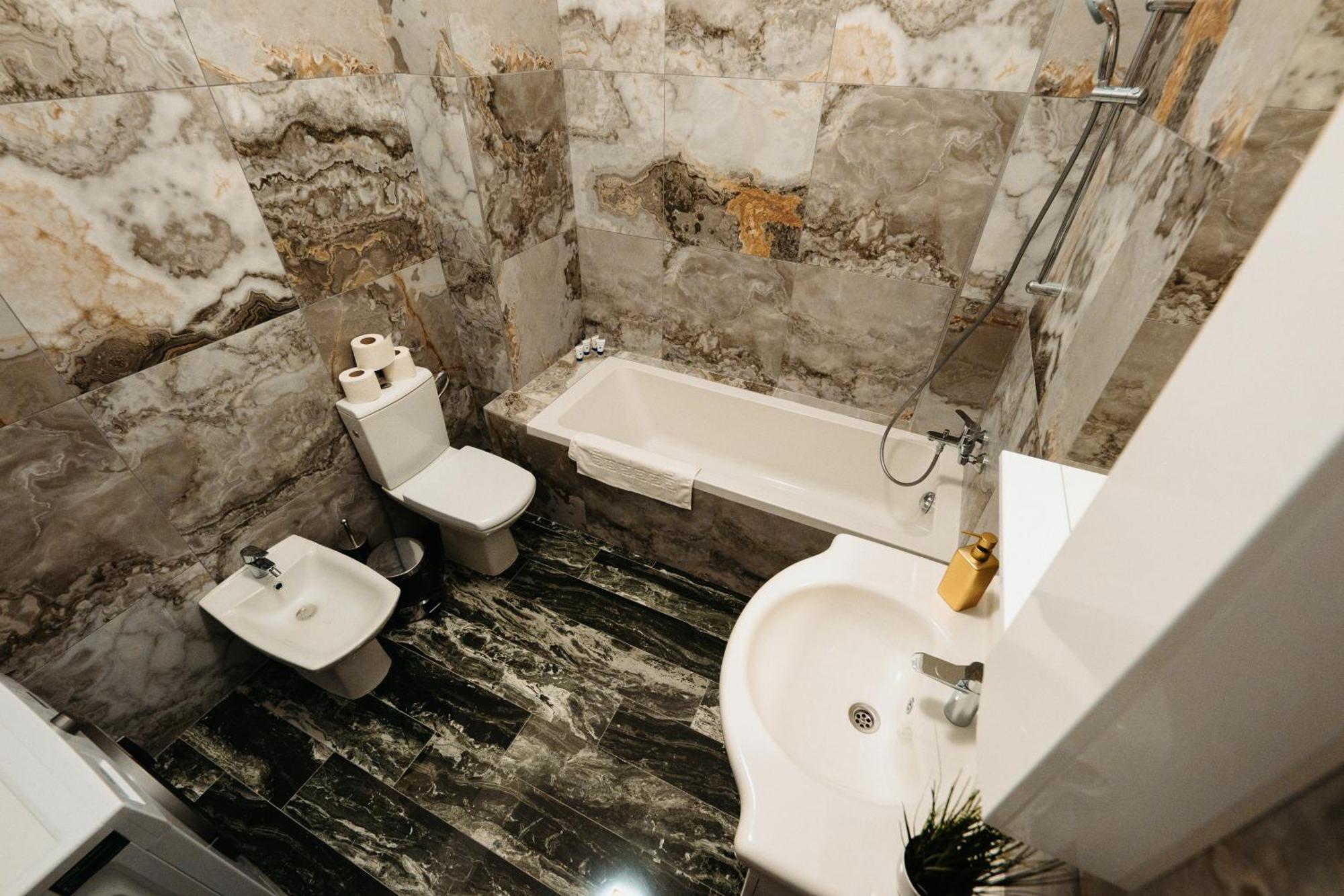 Luxury Cozy Apartments Suceava Eksteriør billede