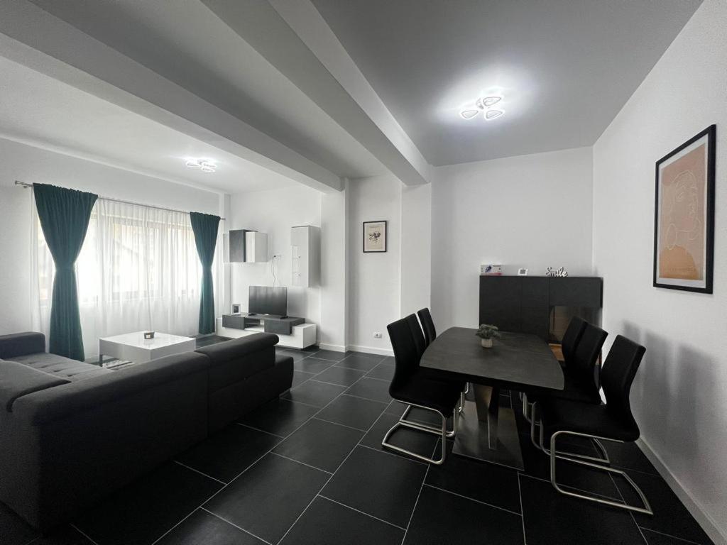 Luxury Cozy Apartments Suceava Eksteriør billede
